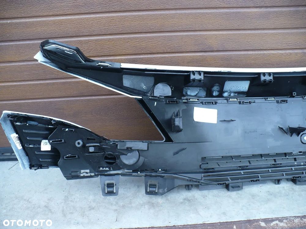 3008 II LIFT 20-23 ATRAPA GRIL ZDERZAKA bialy perla n9 - 9