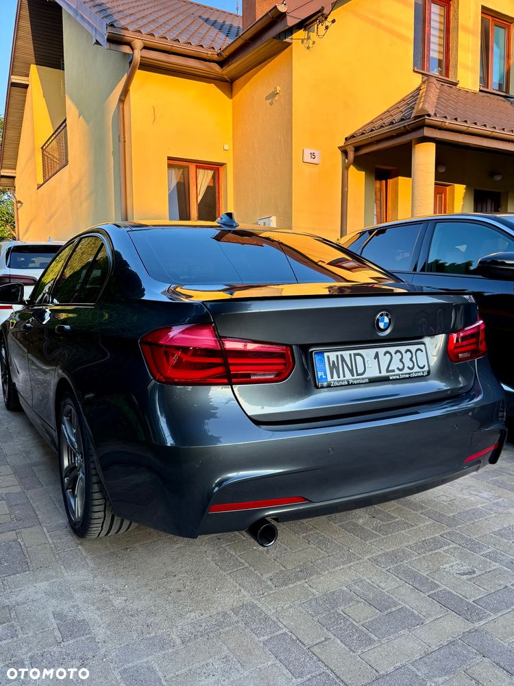 BMW Seria 3 318d M Sport Shadow - 3