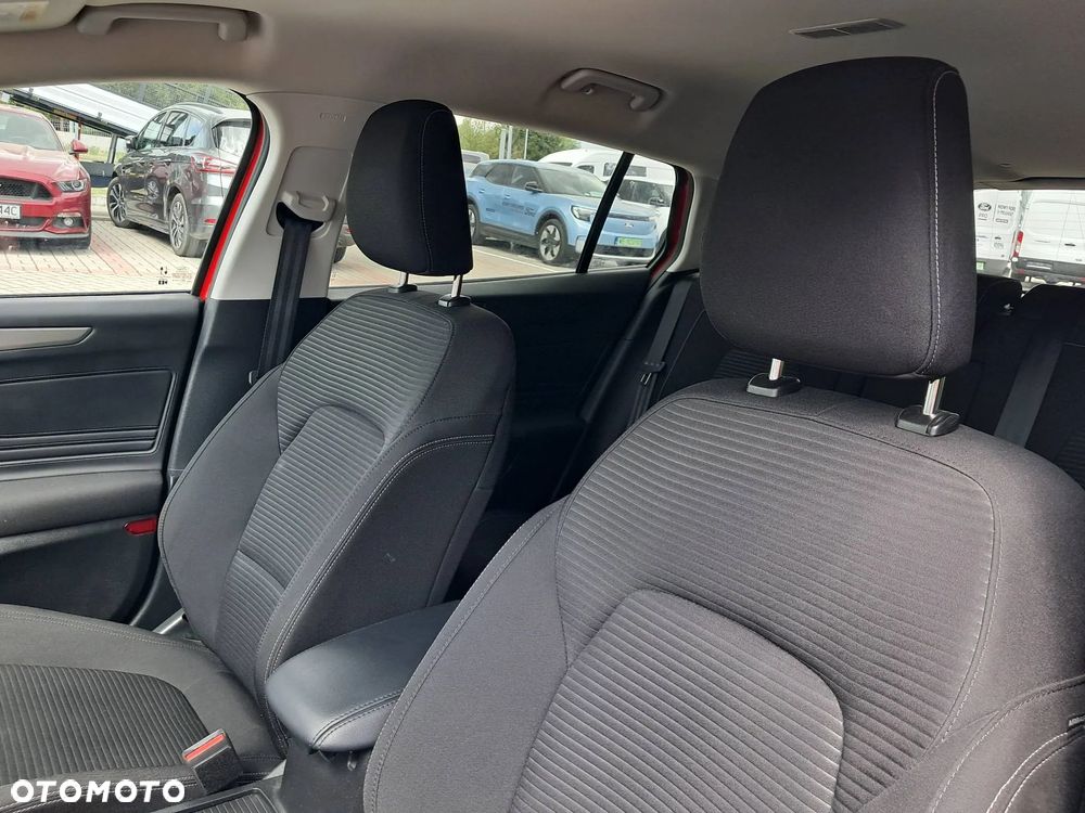 Ford Focus 1.0 EcoBoost mHEV Titanium X - 24