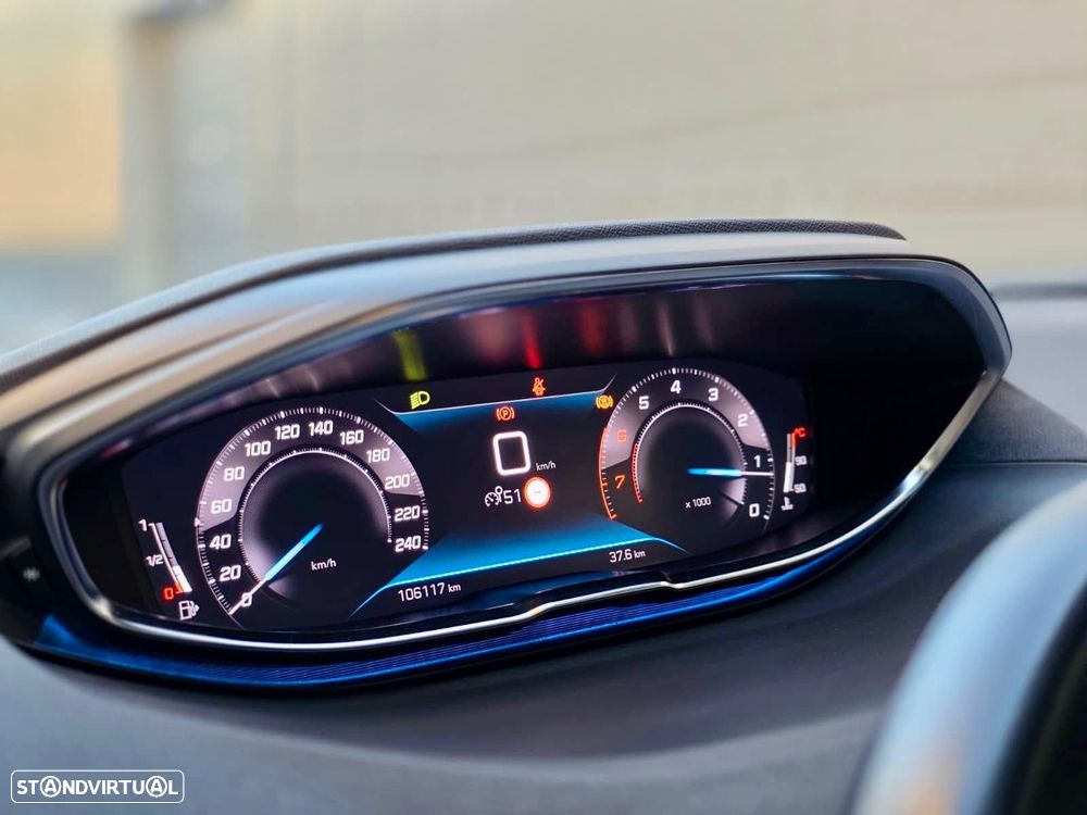 Peugeot 3008 1.2 PureTech Active - 26