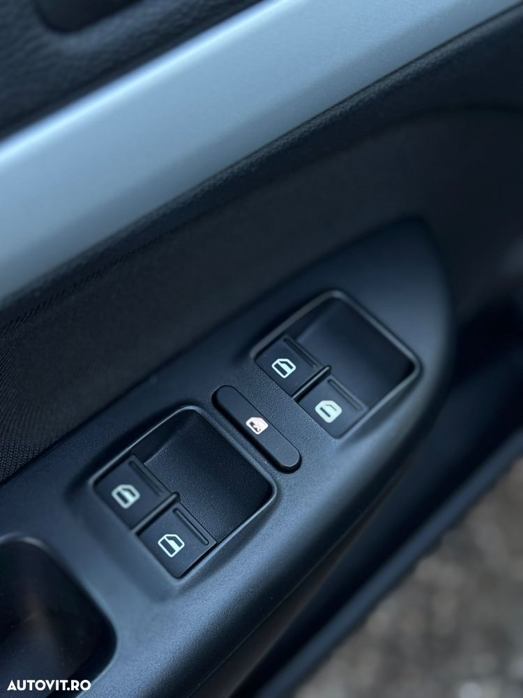 Skoda Octavia 2.0 TDI DPF FAMILY - 38