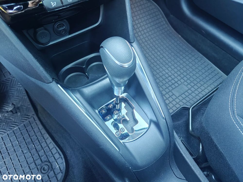 Peugeot 208 1.2 PureTech Allure S&S EAT6 - 11