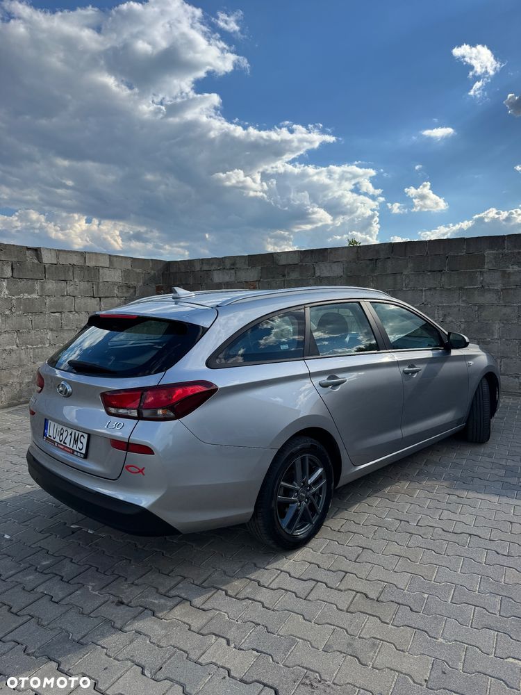 Hyundai i30 1.5 DPI Modern - 11