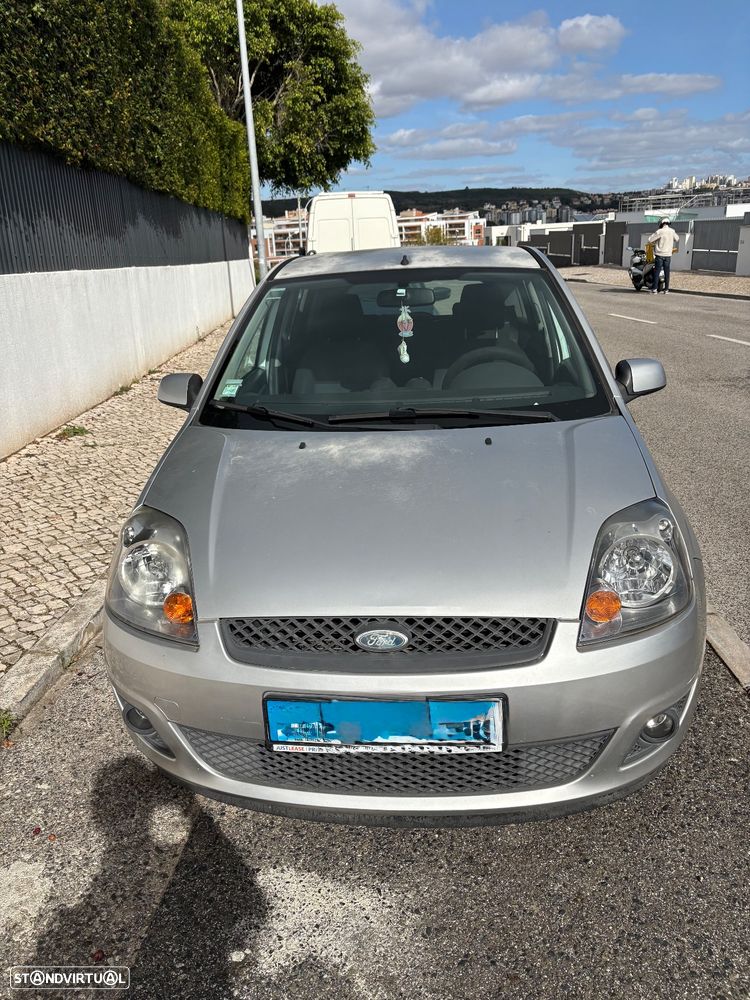 Ford Fiesta 1.25 Trend - 2