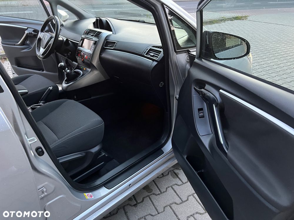 Toyota Verso 1.8 5-Sitzer Executive - 11