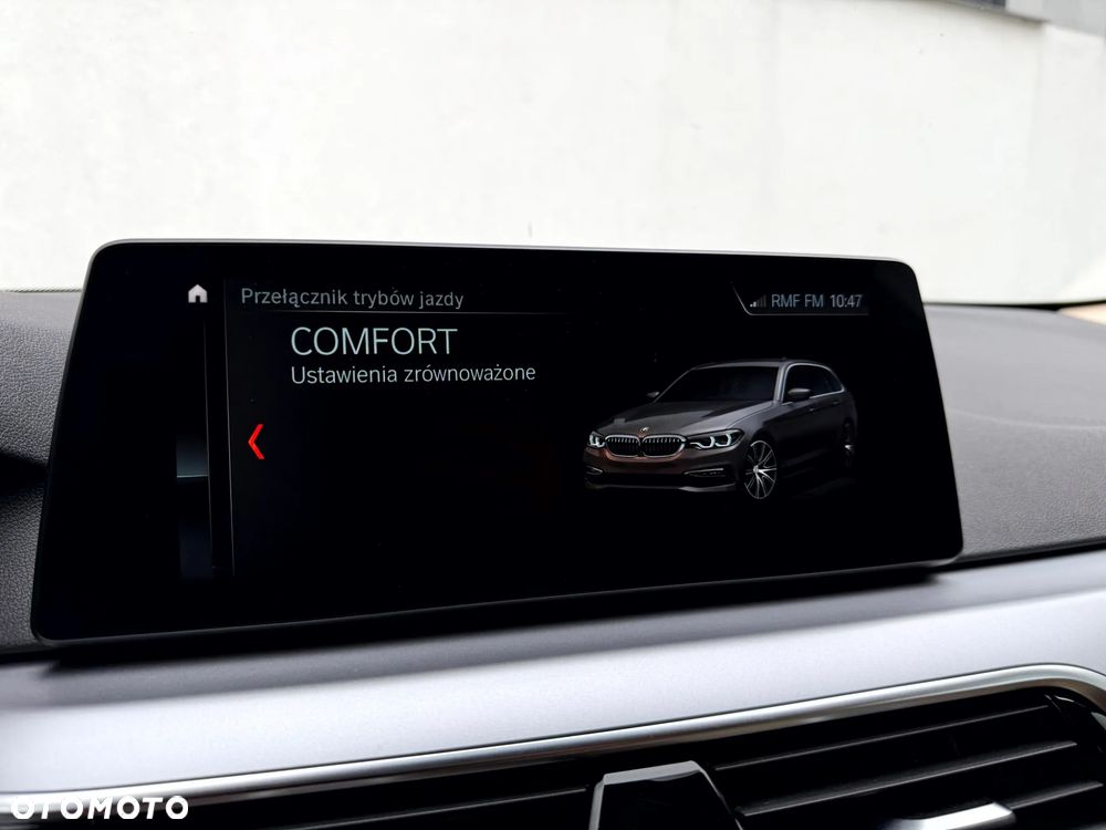 BMW Seria 5 520d Sport Line sport - 26