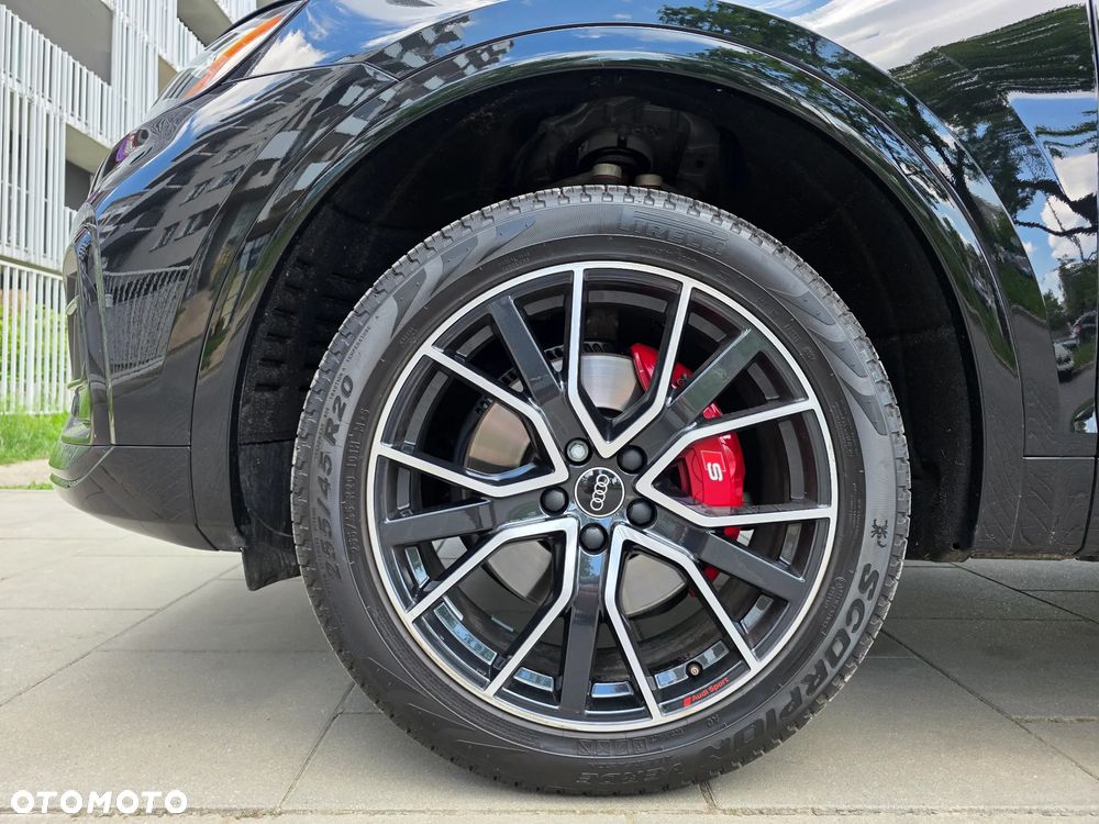 Audi SQ5 - 40