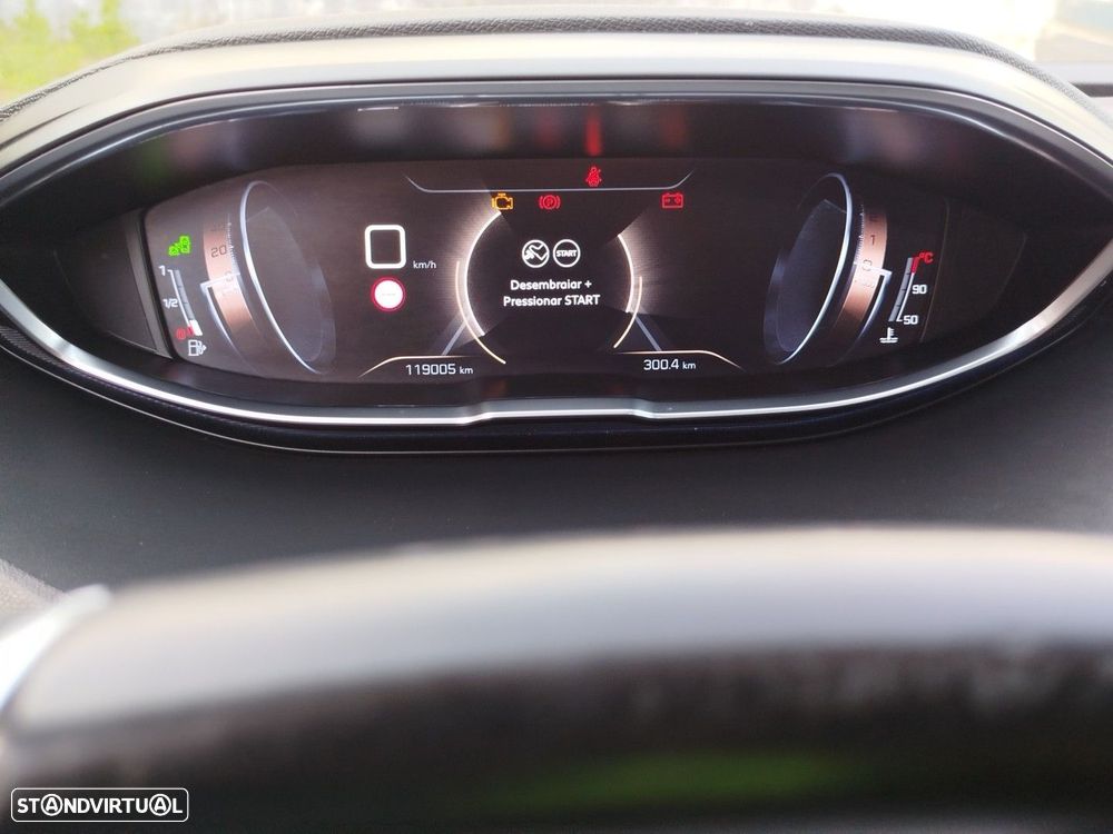 Peugeot 3008 1.2 PureTech GT Line - 28