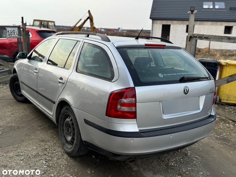 Skoda Octavia 1.6 Active - 6