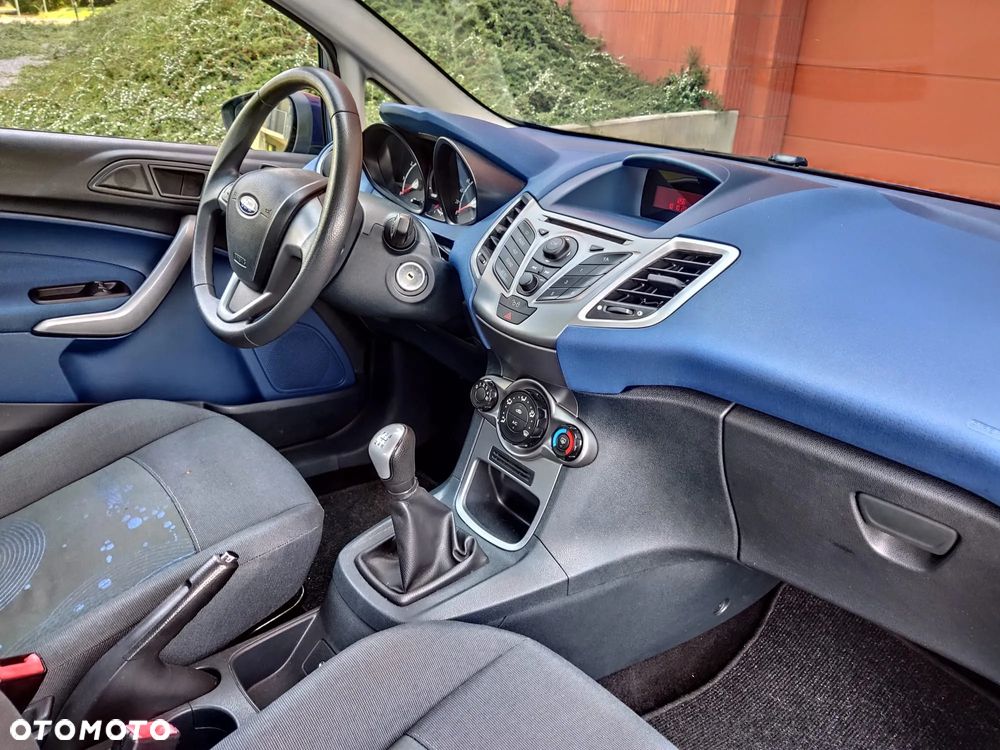 Ford Fiesta 1.25 Trend - 12