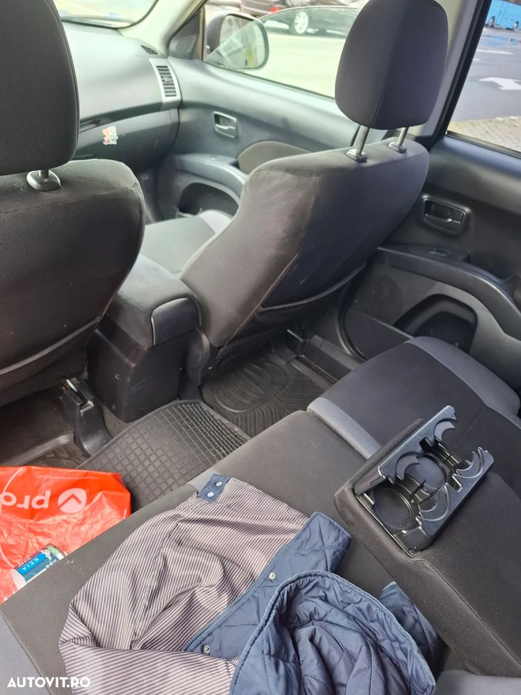Mitsubishi Outlander 2.0 2WD Invite A04 - 6