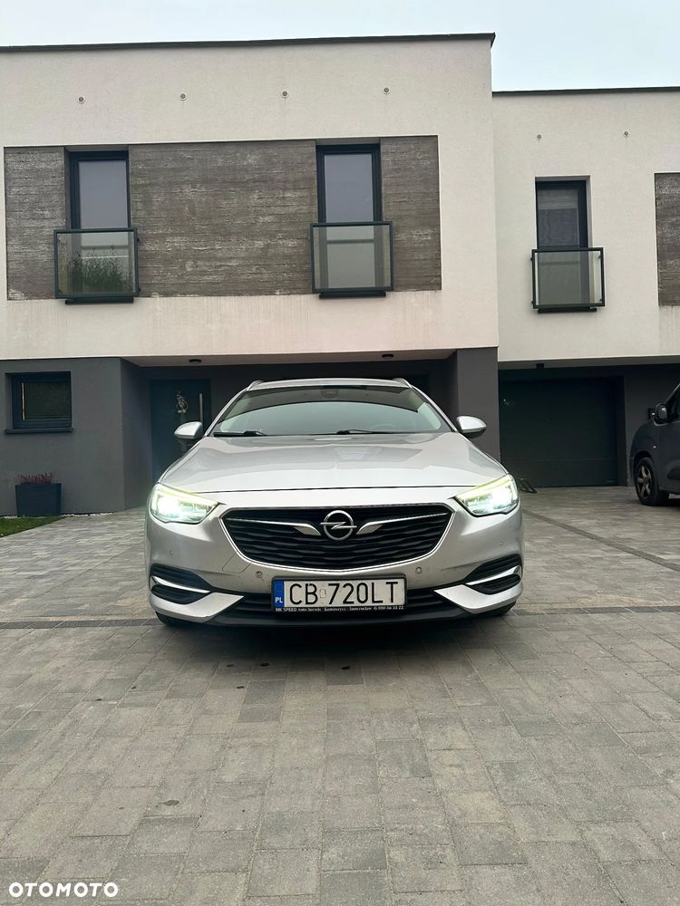 Opel Insignia - 12