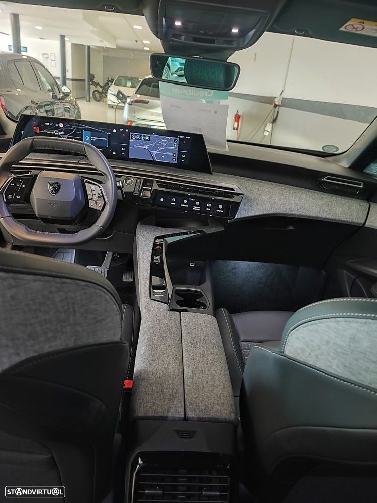 Peugeot E-5008 73 kWh Allure - 11