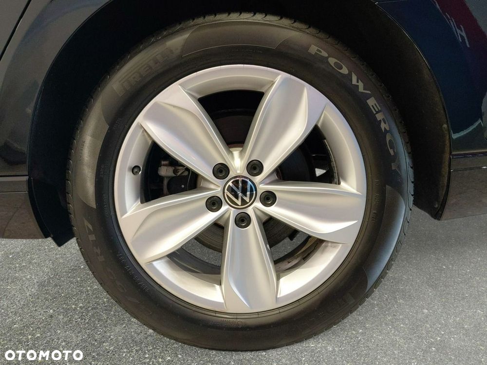 Volkswagen Passat Variant 2.0 TSI Business DSG - 10