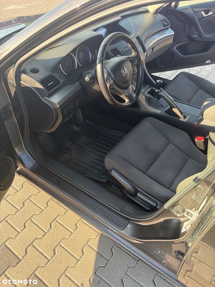 Honda Accord 2.0 Comfort - 27