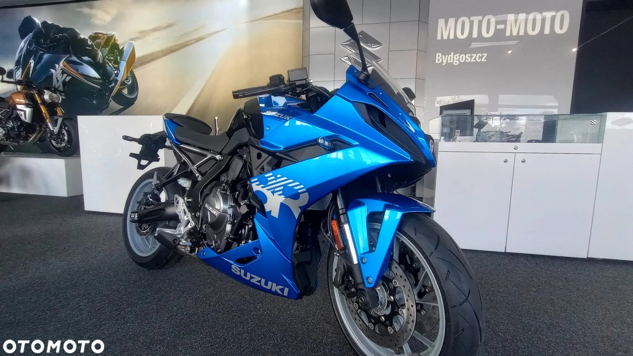 Suzuki GSX - 7