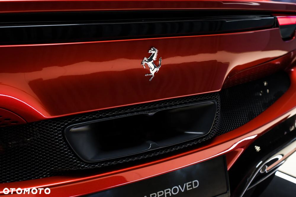 Ferrari 296 GTB - 16