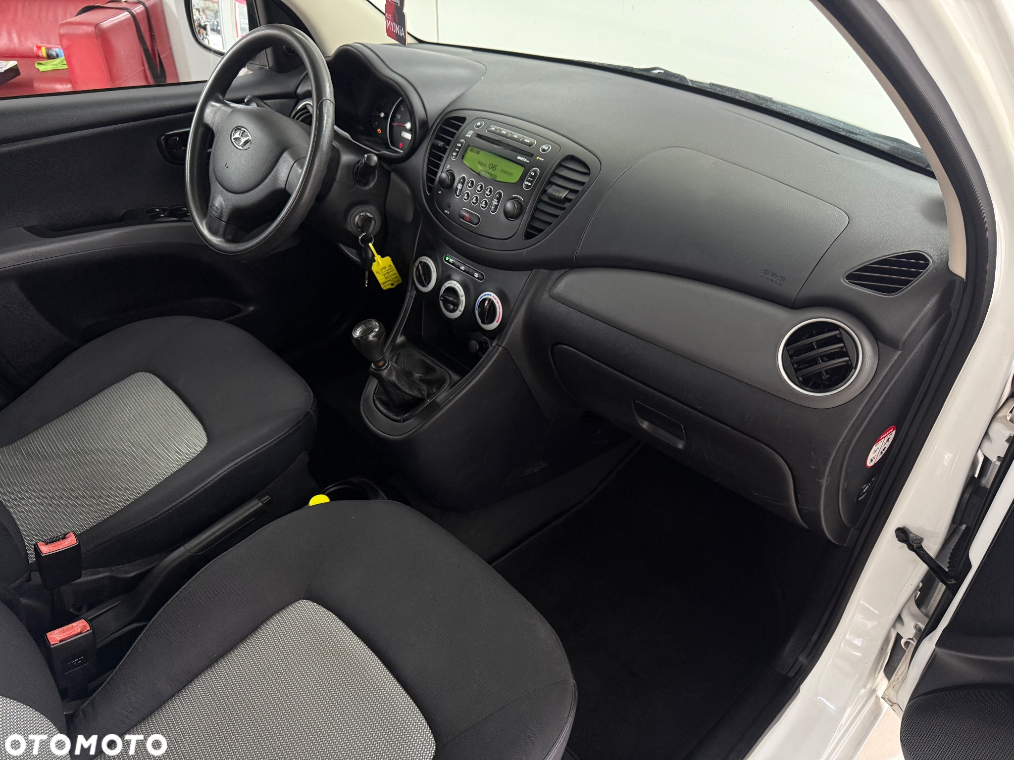 Hyundai i10 1.1 Premium - 35