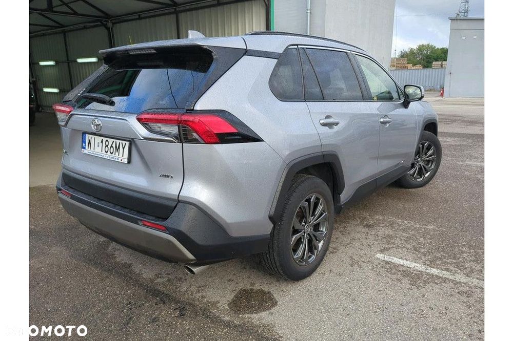 Toyota RAV4 - 3
