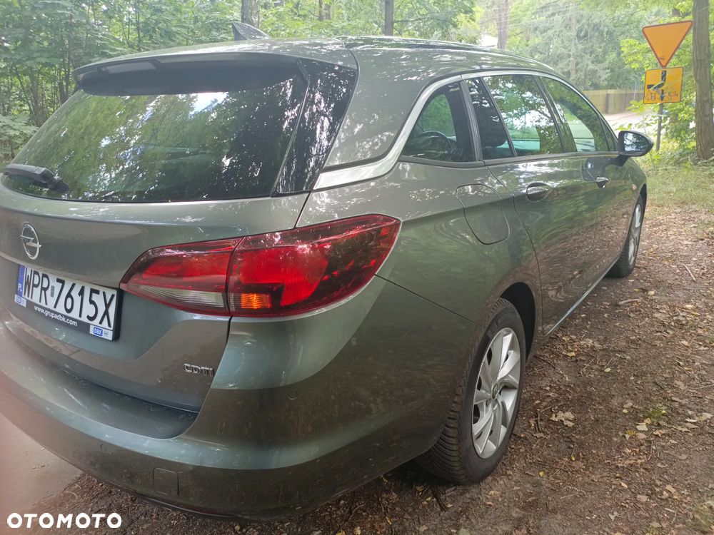 Opel Astra 1.6 CDTI Dynamic S&S - 10