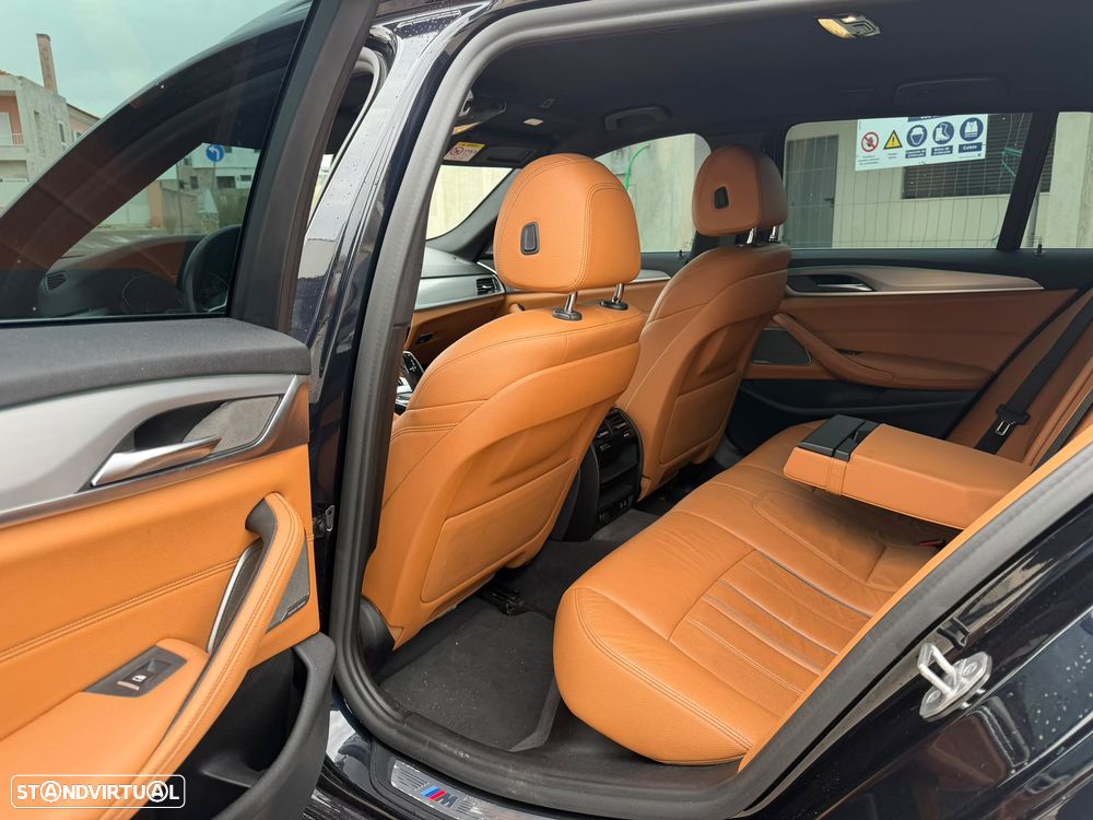 BMW 520 d Pack M Auto — fotografia 17