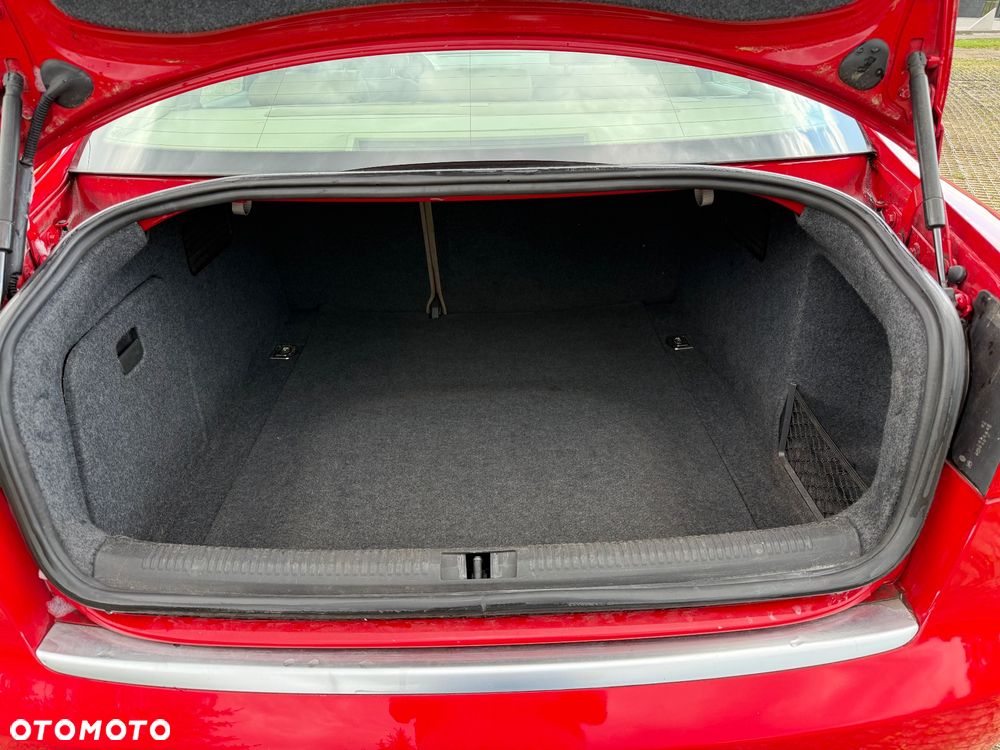 Audi A4 2.0 T FSI quattro tiptronic - 14