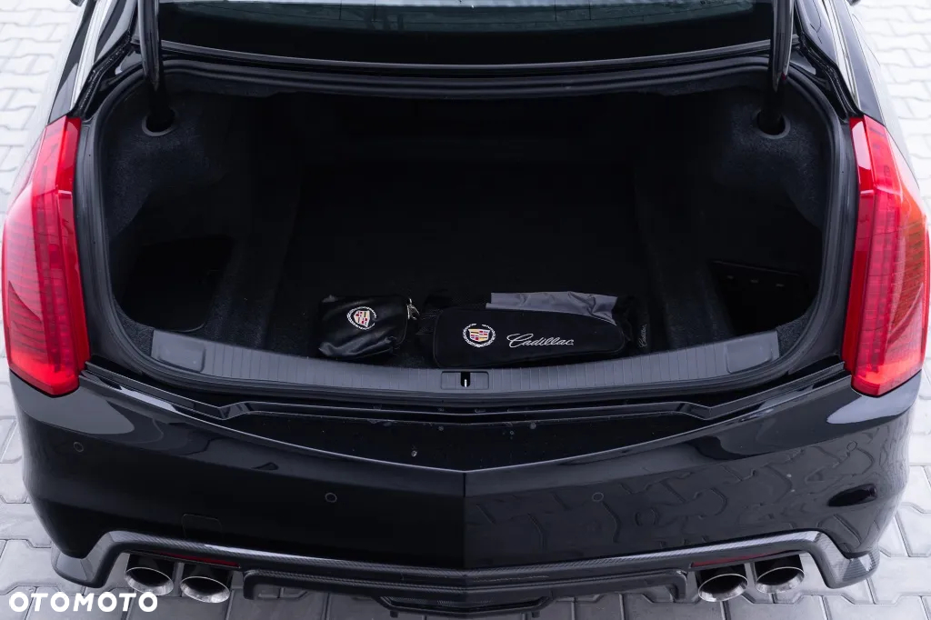 Cadillac CTS - 38