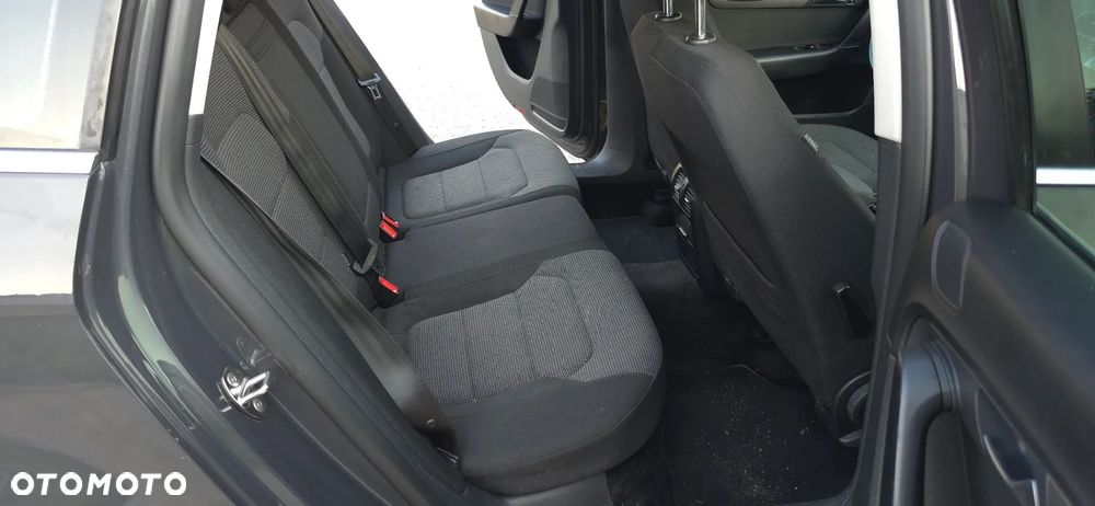 Volkswagen Passat 2.0 TDI Comfortline DSG - 20