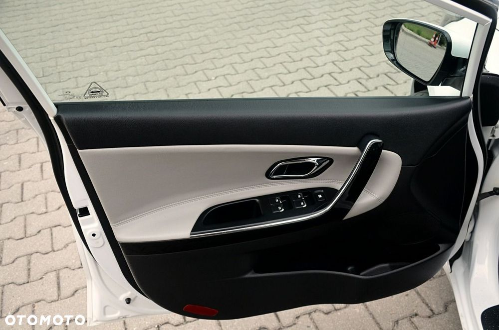 Kia Ceed - 14