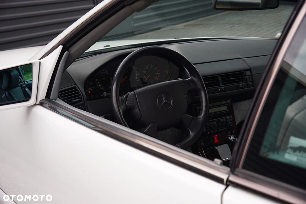 Mercedes-Benz SL - 40