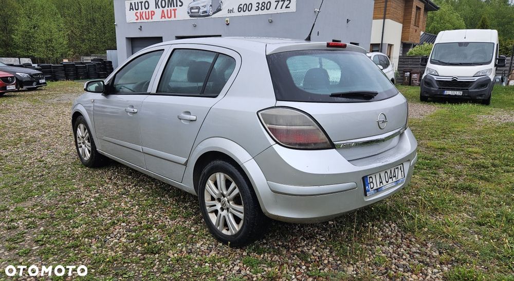 Opel Astra - 3
