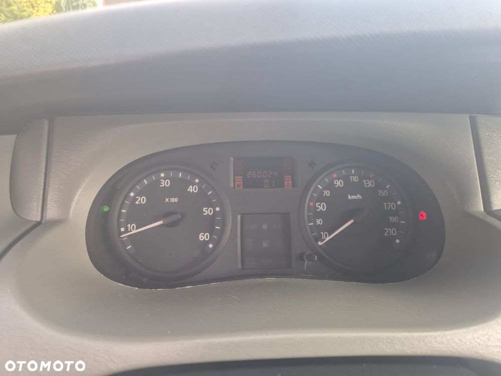 Renault Trafic - 11