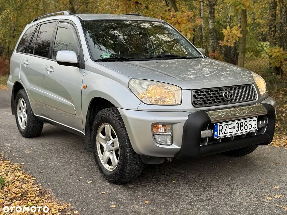 Toyota RAV4 1.8 VVT-i Luna 2WD - 1