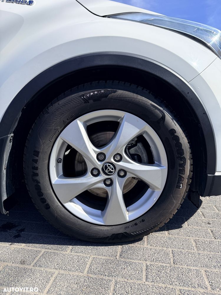 Toyota C-HR 1.8 HSD 4x2 CVT C-enter - 9