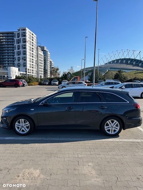 Kia Ceed 1.5 T-GDI M DCT - 9