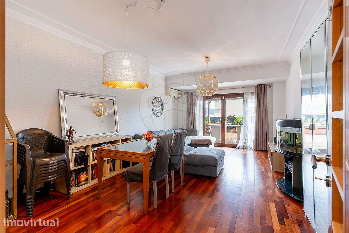 Apartamento T4 para venda - Grande imagem: 2/41