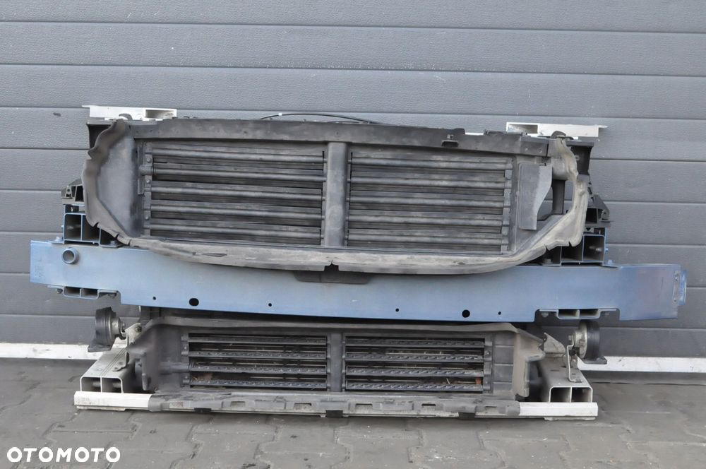 VOLVO XC60 II B4 B5 2021-2023 PAS PRZEDNI KOMPLET CHŁODNIC  BELKA CZUJNIKI - 1