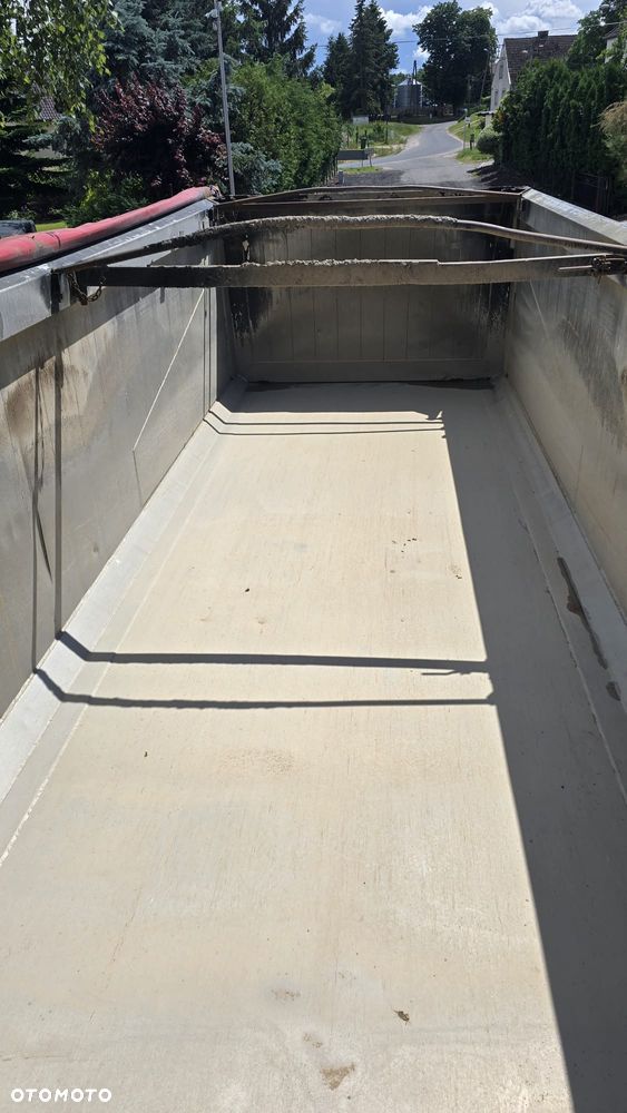 Janmil 28m³ aluminiowa  SAF tarczowe, stan bardzo dobry, - 13