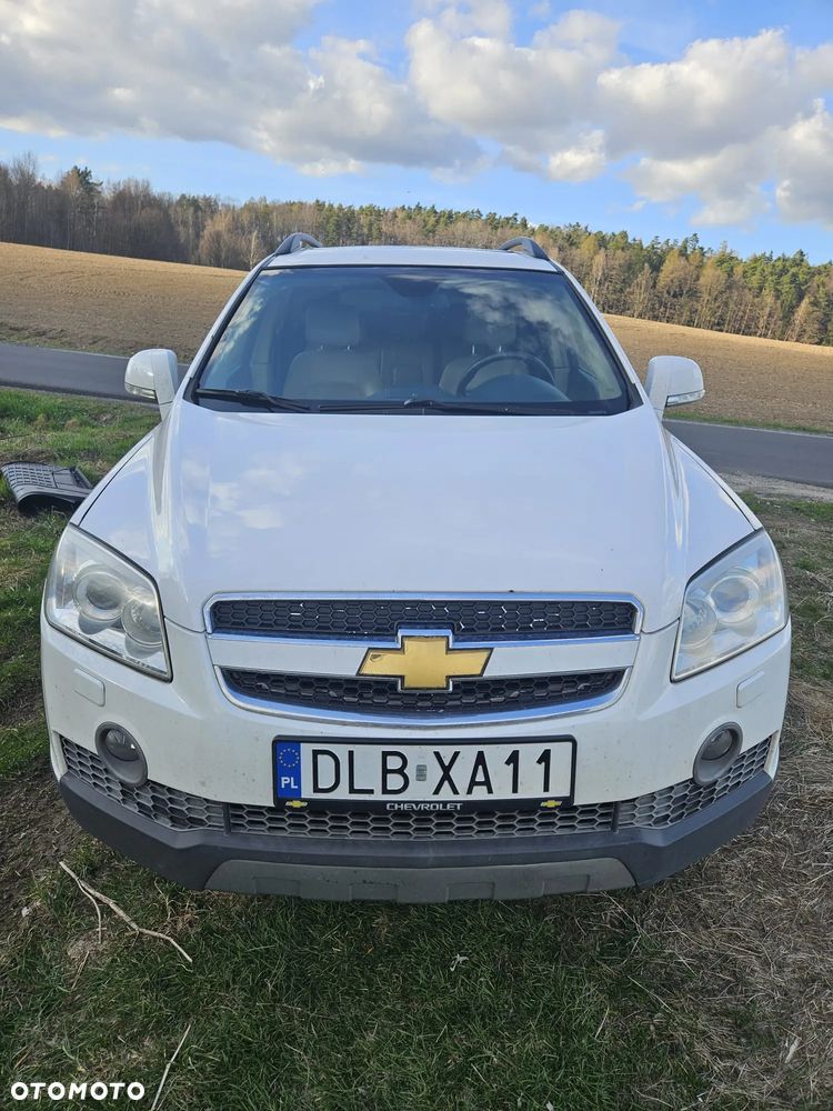 Chevrolet Captiva 3.2 LT (deu) - 2