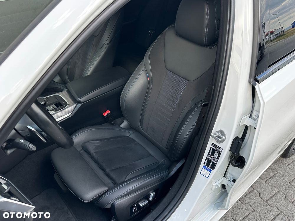 BMW Seria 3 320d M Sport Shadow - 21
