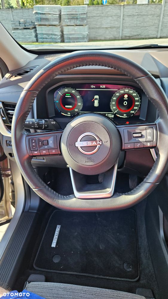 Nissan X-Trail - 12