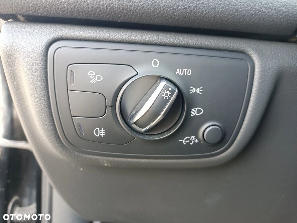 Audi A6 Avant 2.0 TDI ultra S tronic - 24