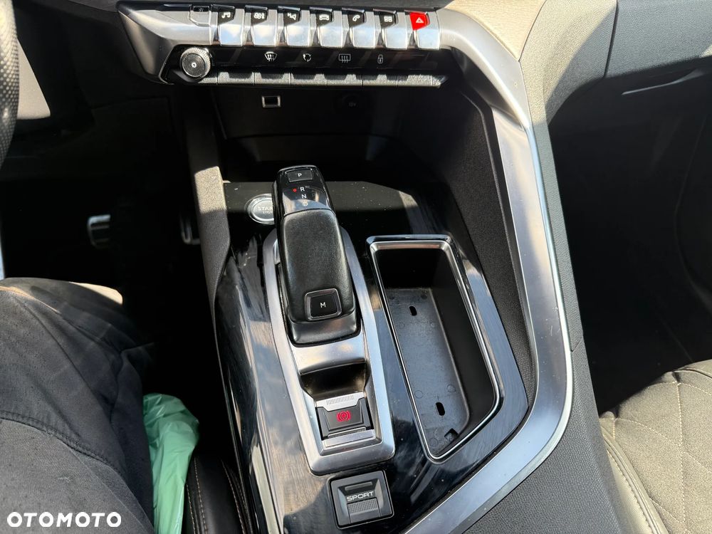 Peugeot 5008 BlueHDi 180 EAT6 GT - 11