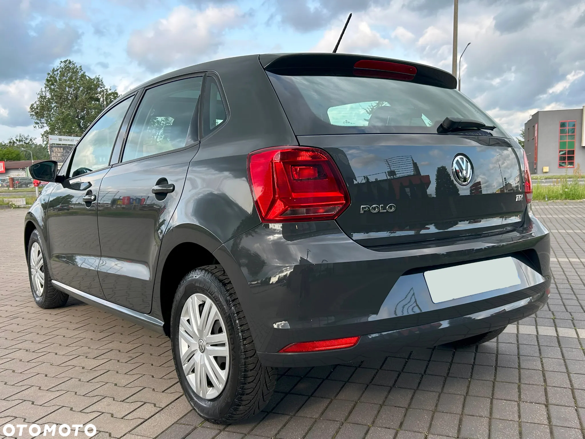 Volkswagen Polo - 9