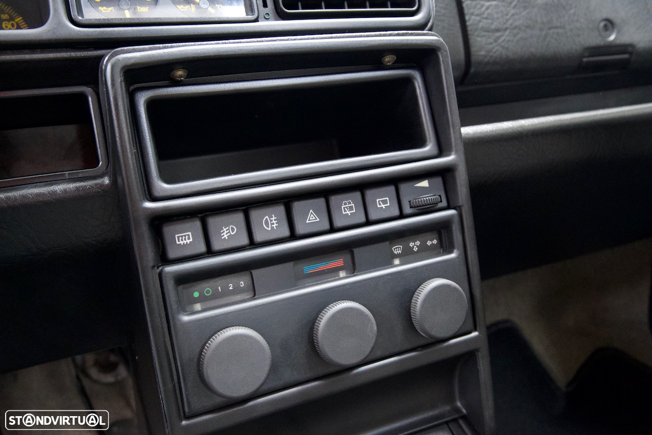 Lancia Delta 2.0 HF Integrale - 26