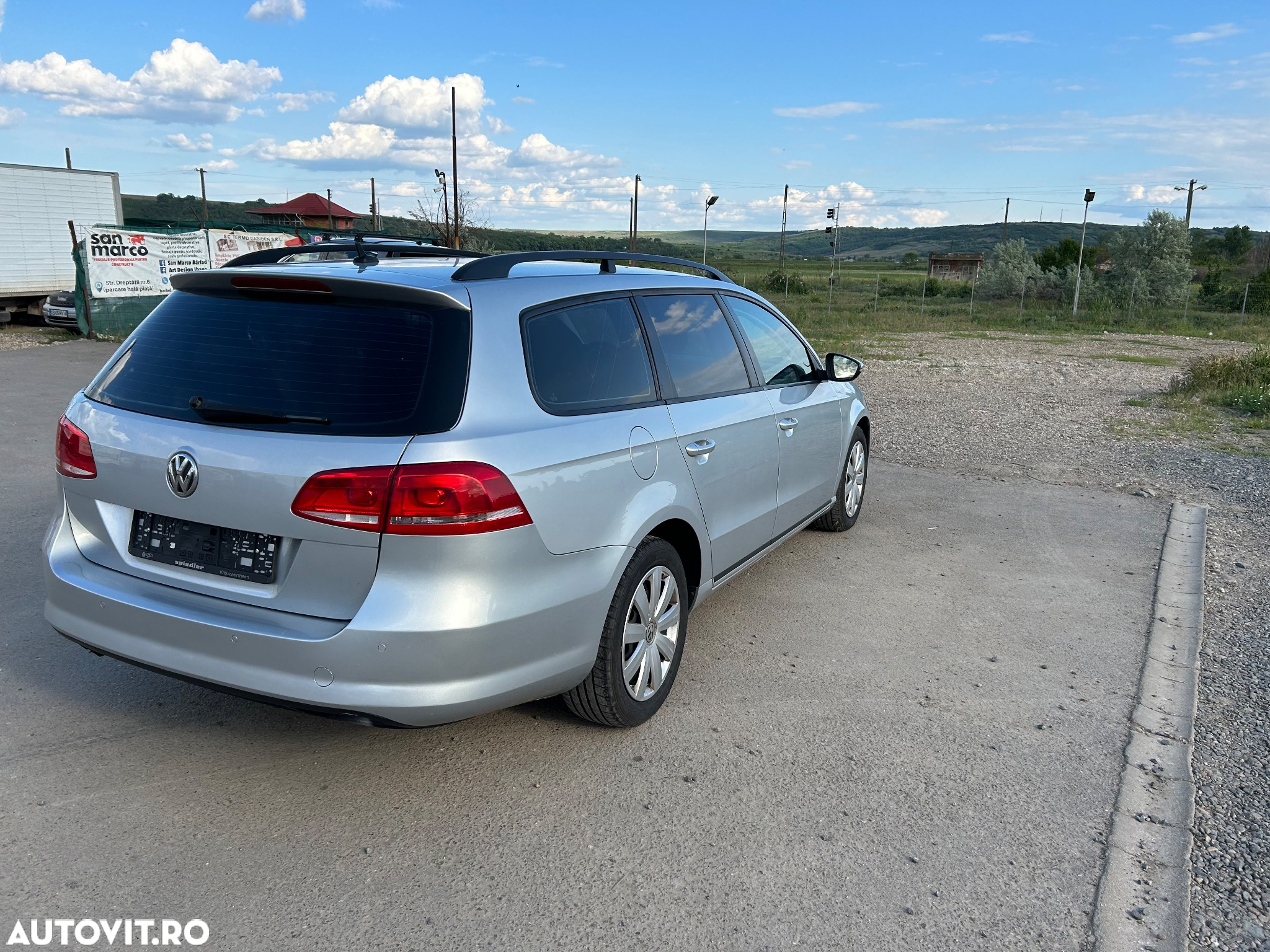 Volkswagen Passat Variant 2.0 TDI BlueMotion Technology DSG Comfortline - 14