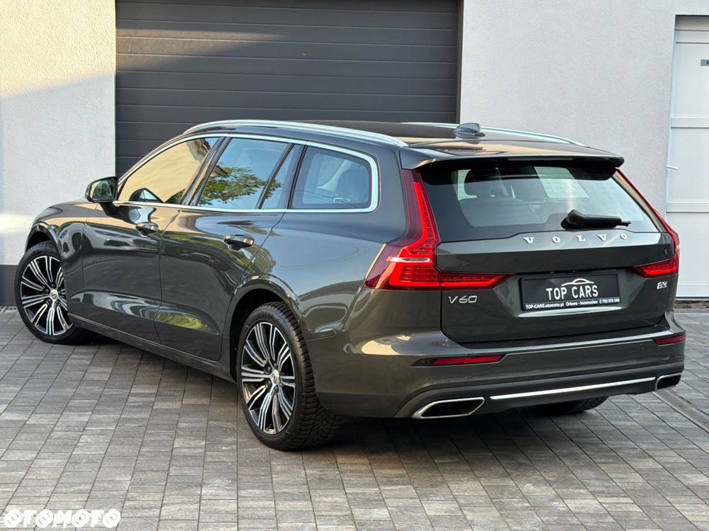 Volvo V60 B3 B DKG Inscription - 33