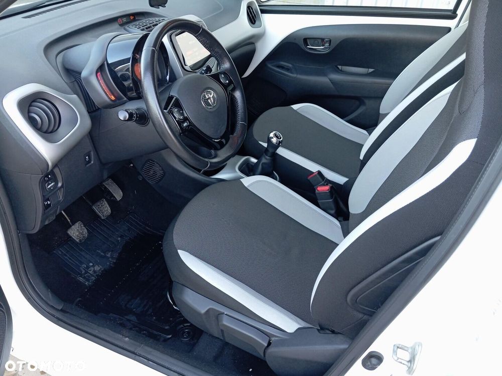 Toyota Aygo - 11