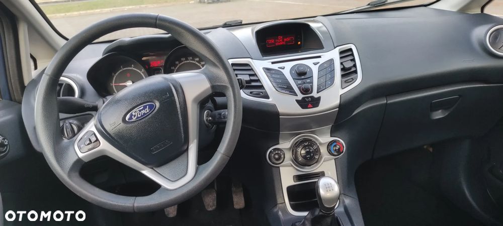 Ford Fiesta 1.25 Trend EU5 - 13