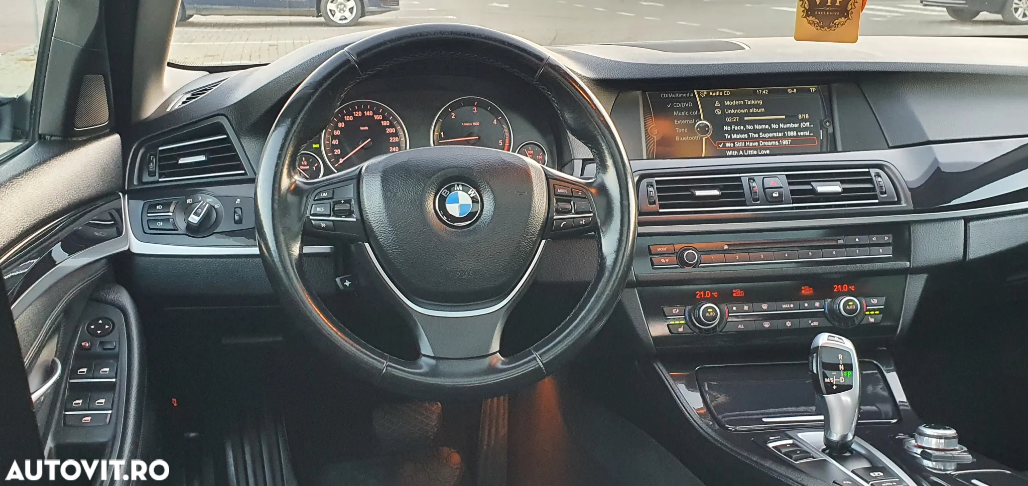 BMW Seria 5 525d Touring Sport-Aut. - 12